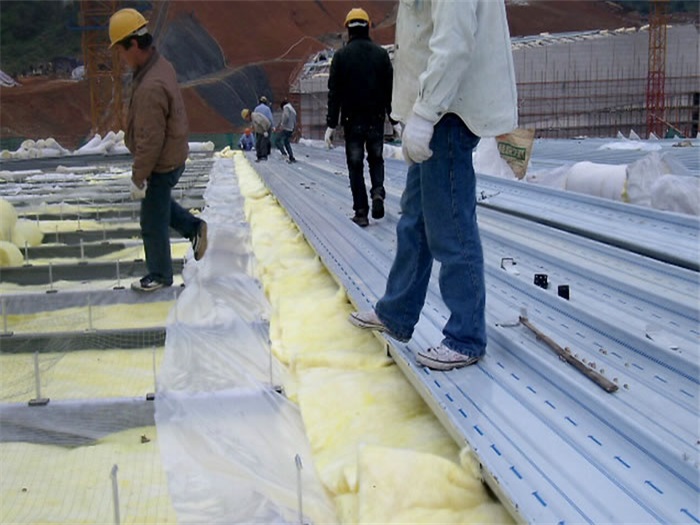 大理安吉县体育馆网架